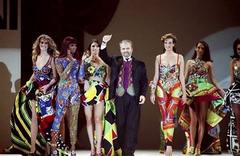 prima collezione di versace|gianni versace.